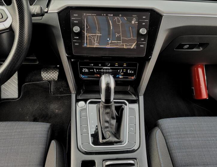 Volkswagen Passat 34