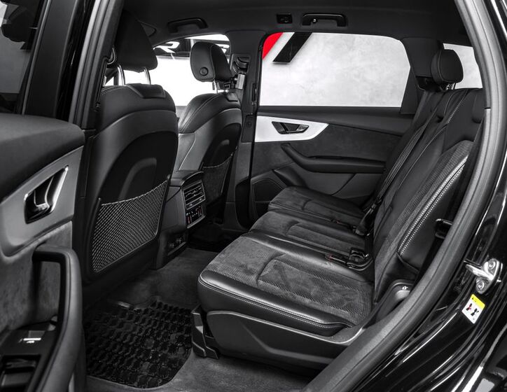 Audi Q7 14