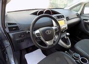 Toyota Verso 13