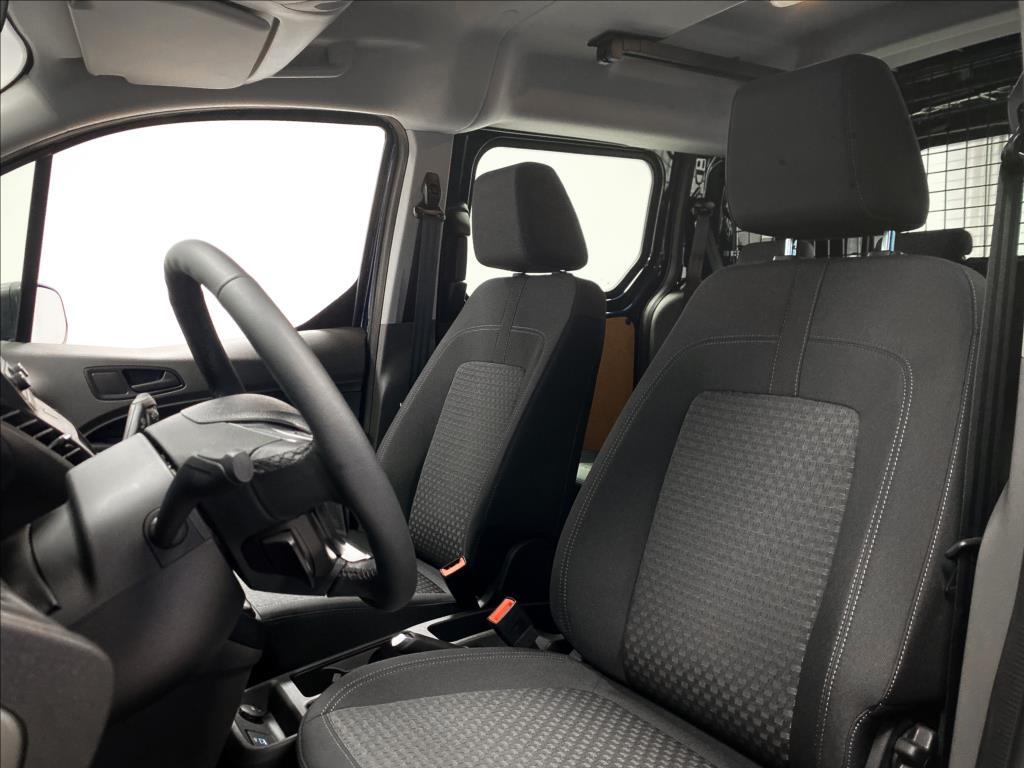 Ford Transit Connect 13