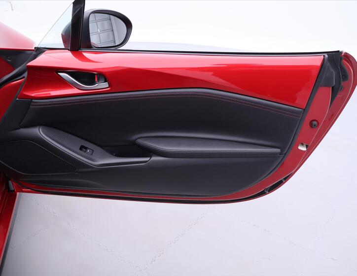 Mazda MX-5 21