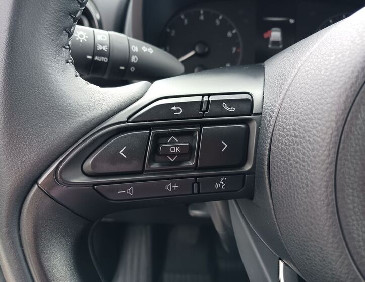 Toyota Yaris 17