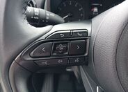 Toyota Yaris 17