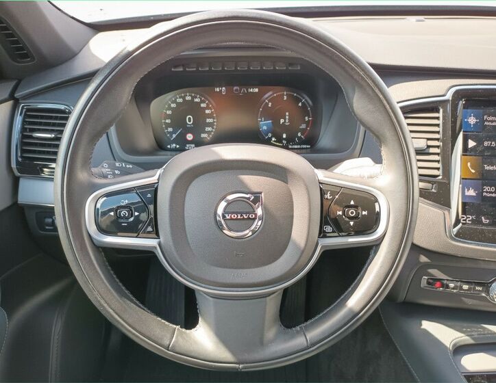 Volvo XC90 14