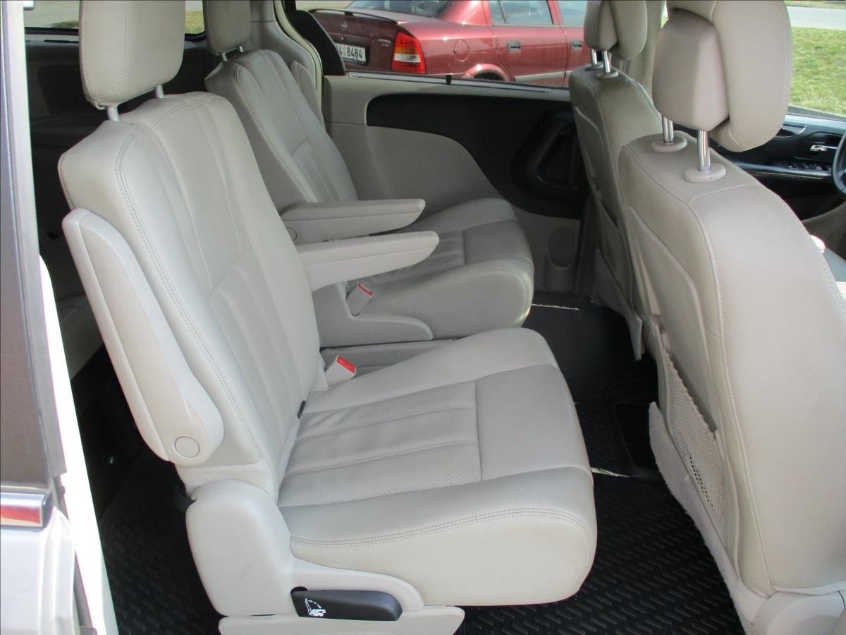 Chrysler Town & Country