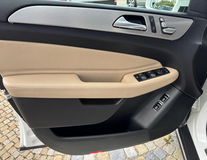 Mercedes-Benz GLE 4
