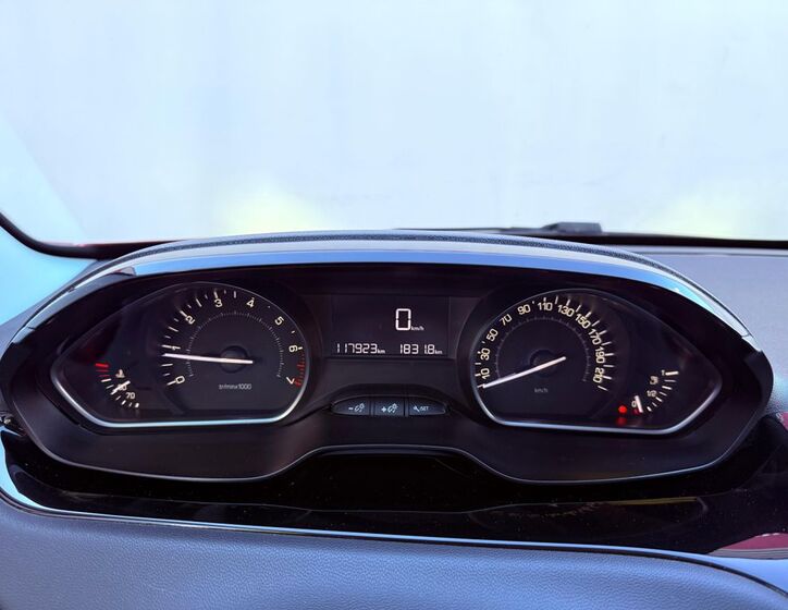 Peugeot 208 15