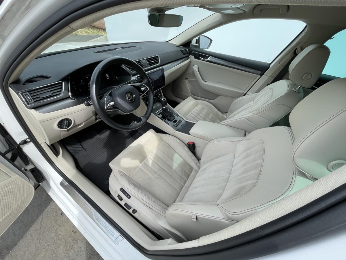 Škoda Superb