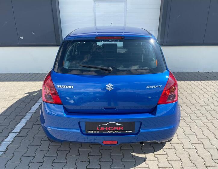 Suzuki Swift 8