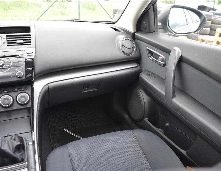 Mazda 6 26