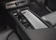 Volvo XC90 16
