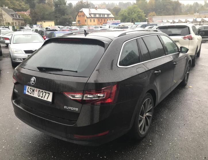 Škoda Superb 2