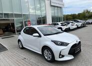 Toyota Yaris 1