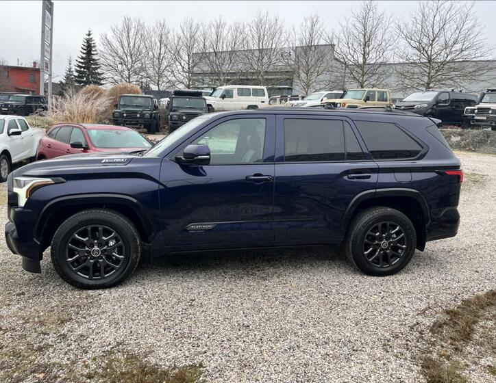 Toyota Sequoia 4