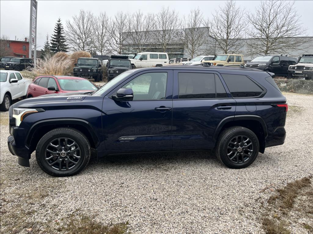 Toyota Sequoia