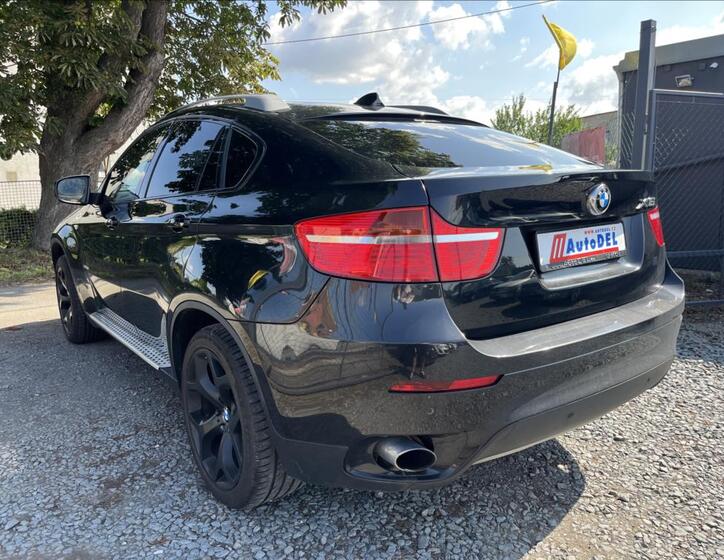 BMW X6 4