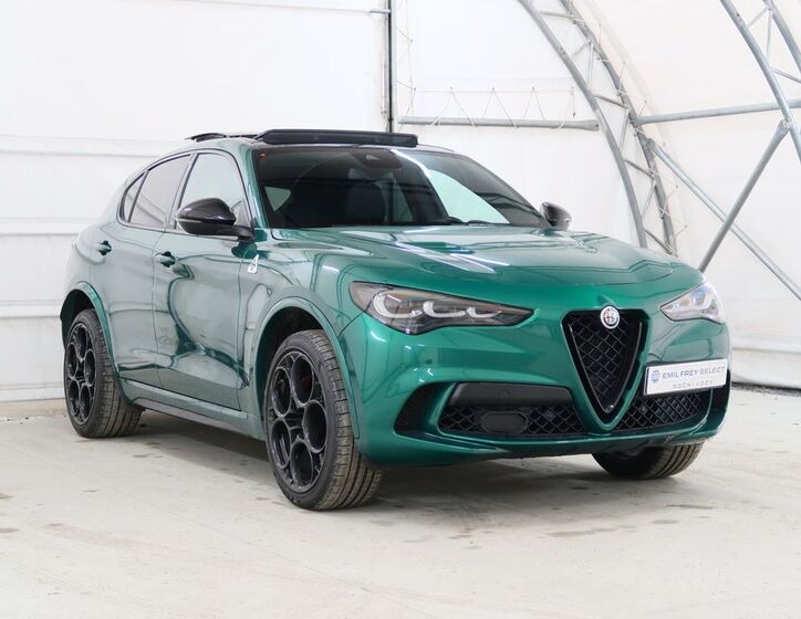Alfa Romeo Stelvio 5