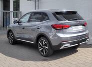 MG ZS 4
