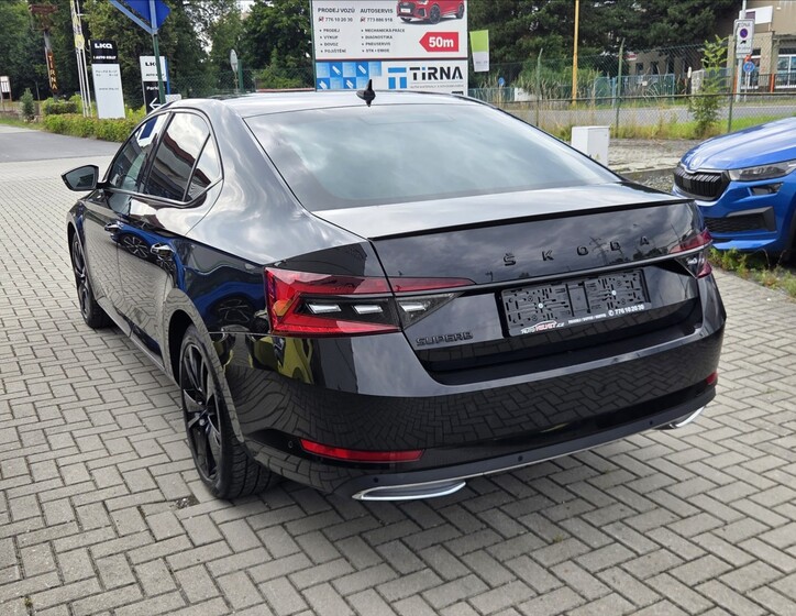 Škoda Superb 2