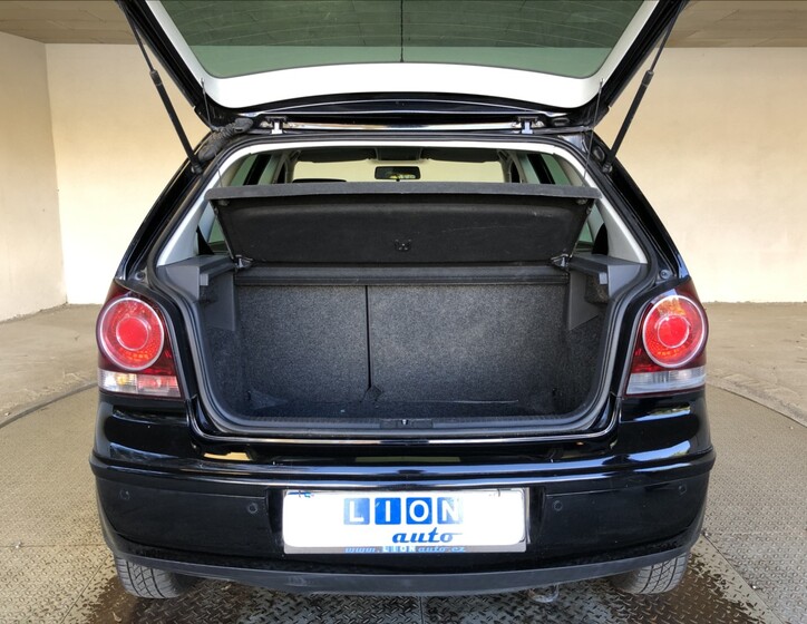 Volkswagen Polo 13