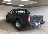 Nissan Navara 5