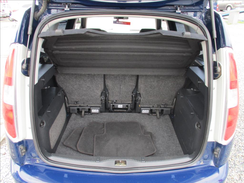 Škoda Roomster