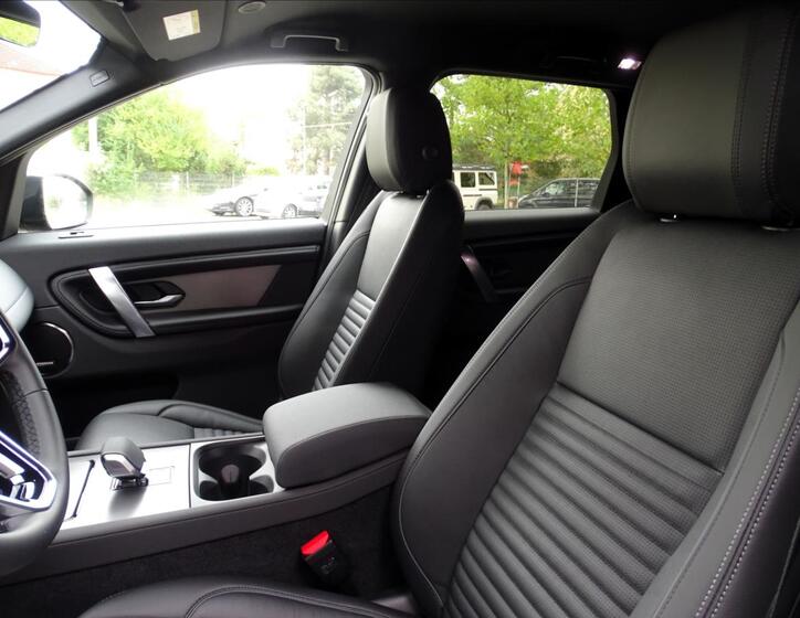 Land Rover Discovery Sport 8