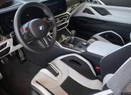BMW M4 8