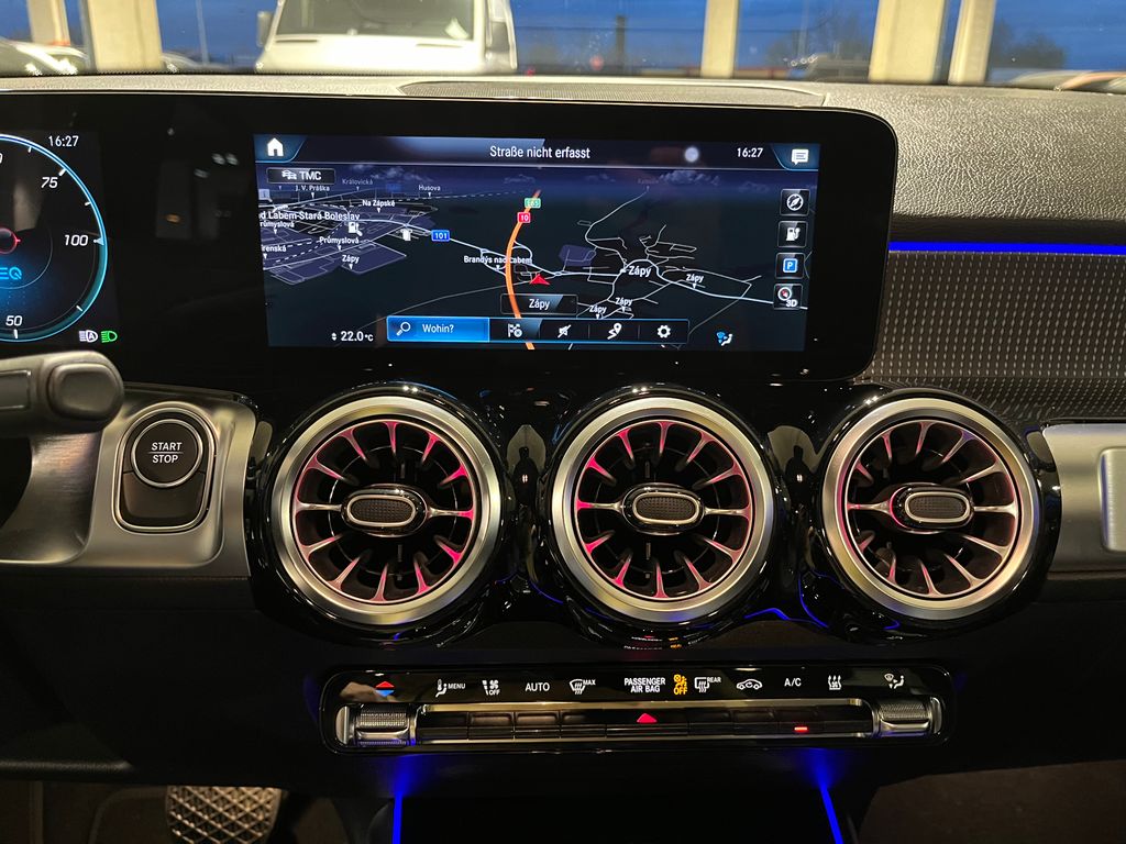 Mercedes-Benz EQB