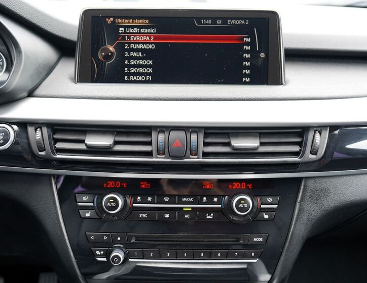 BMW X5 40