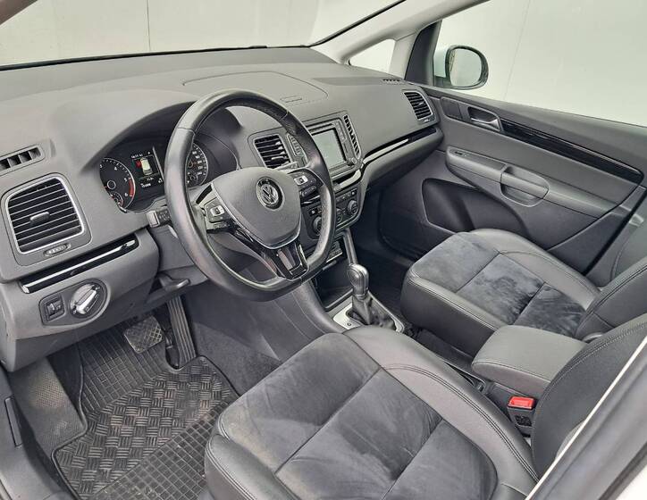 Volkswagen Sharan 19