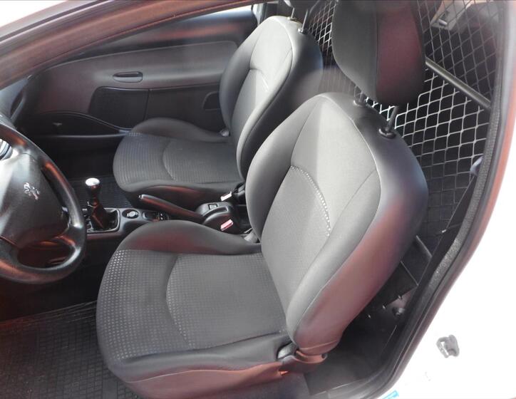 Peugeot 206 16