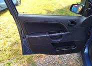 Ford Fiesta 15