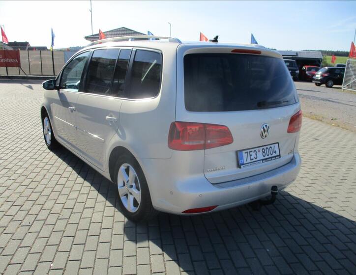 Volkswagen Touran 3