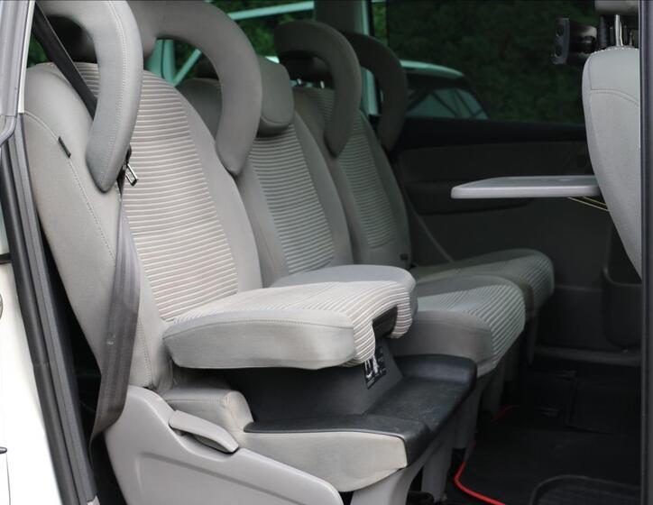 Seat Alhambra 41