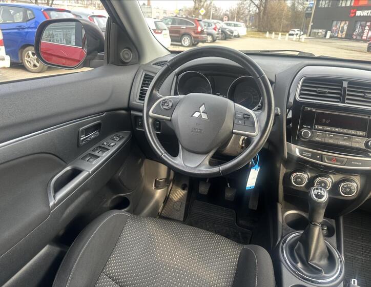 Mitsubishi ASX 12