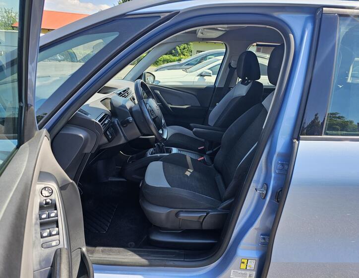 Citroën Grand C4 Picasso 10