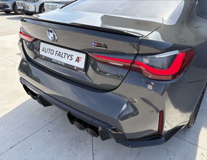 BMW M4 14