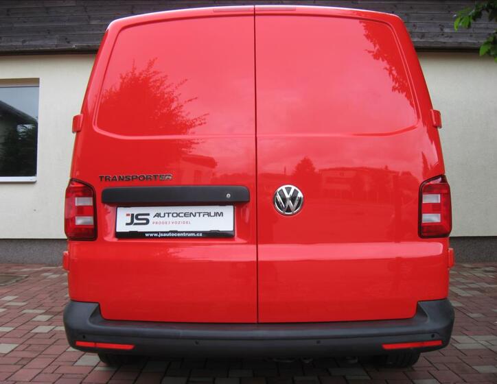 Volkswagen Transporter 9