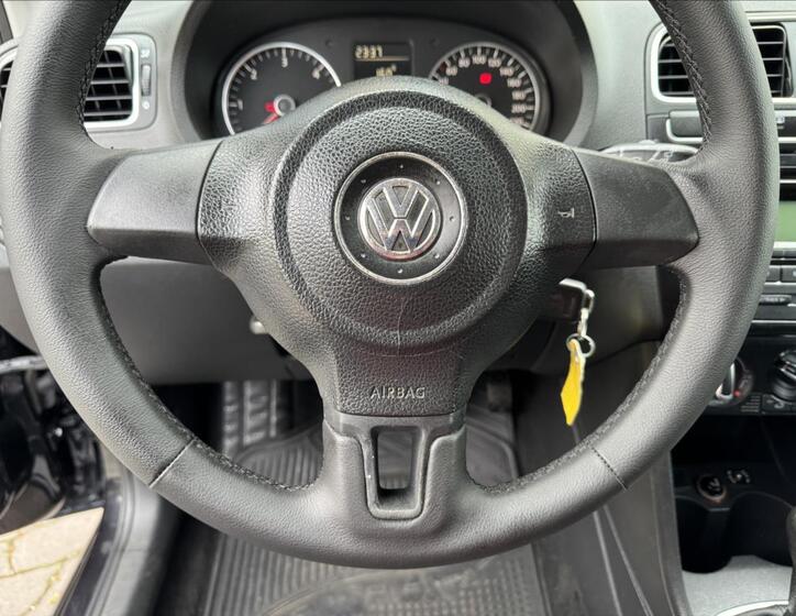 Volkswagen Polo 33