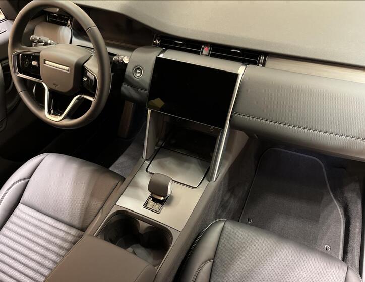 Land Rover Discovery Sport 27