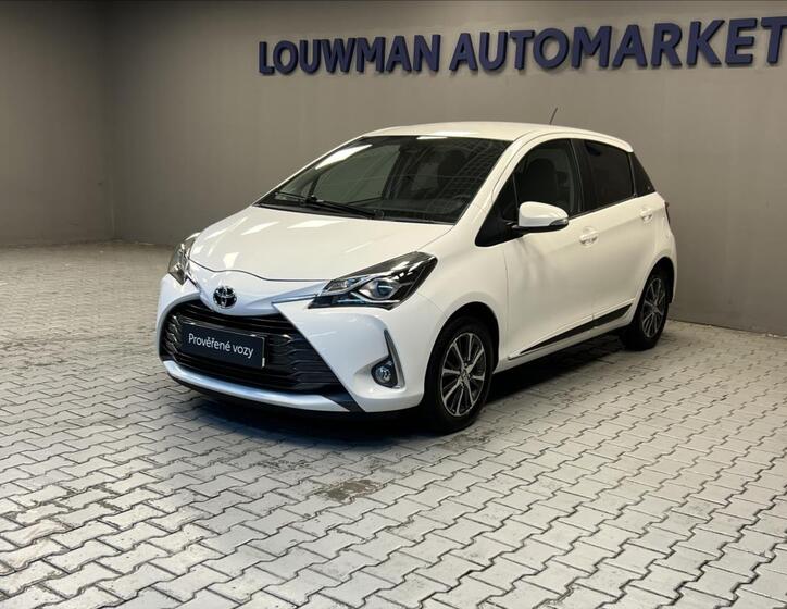 Toyota Yaris 1