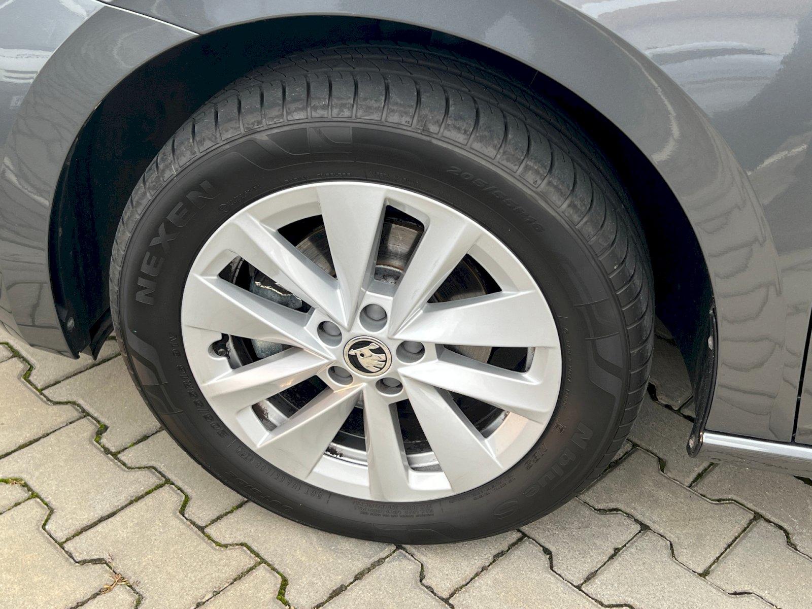 Škoda Scala