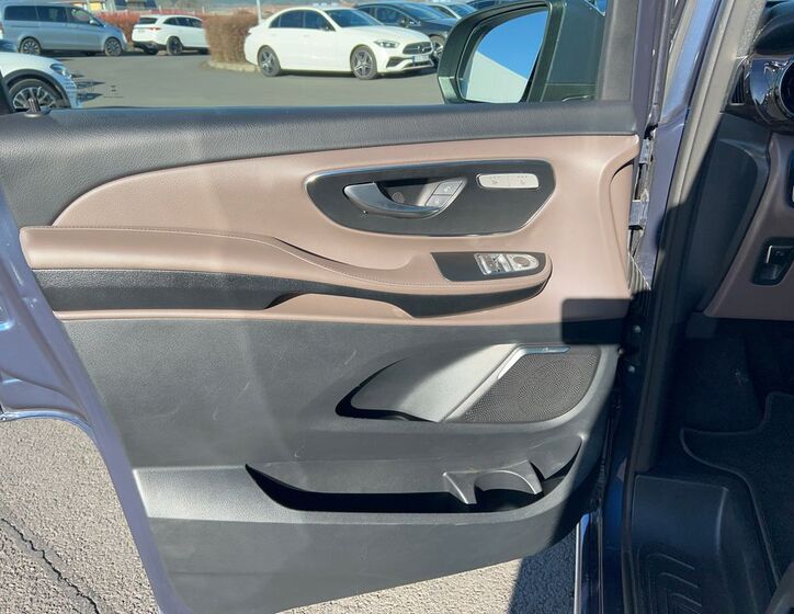 Mercedes-Benz Třídy V 22