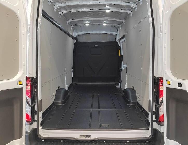 Ford Transit 16