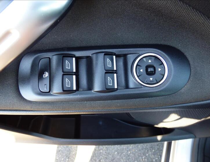 Ford S-MAX 14