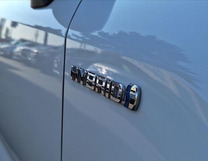 Toyota Corolla 13