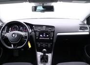 Volkswagen Golf 27