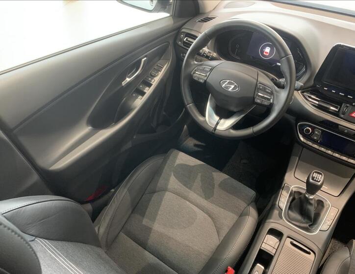 Hyundai i30 17