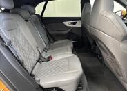 Audi Q8 23